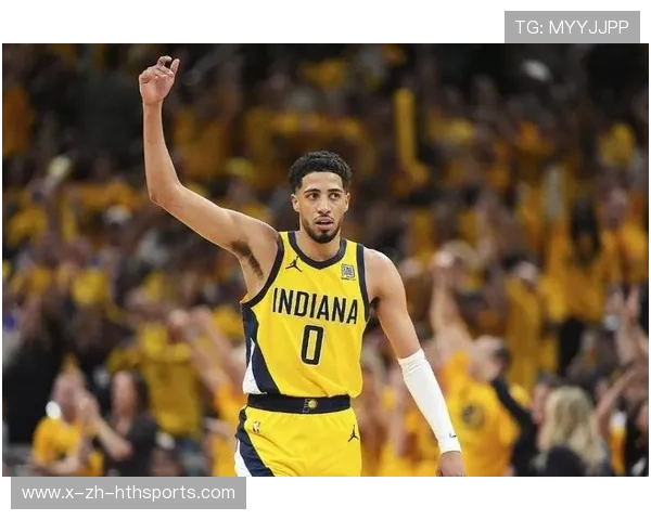 哈利伯顿背传妙到毫巅助攻轻松上篮