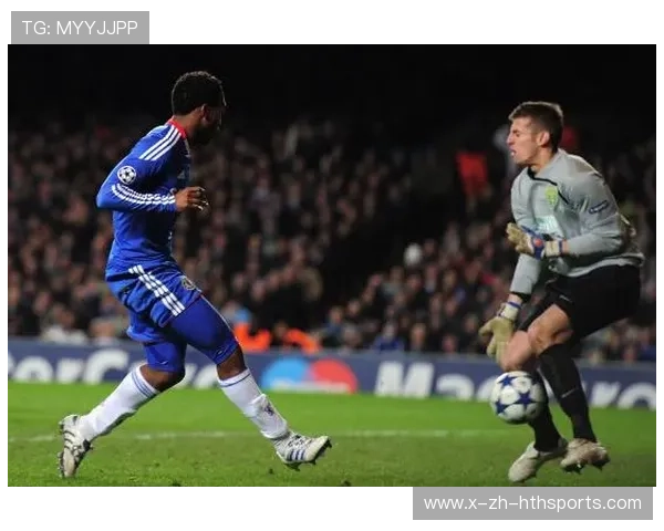 反击中前锋精准停球冷静推射破网：极致技战与装备的完美协奏